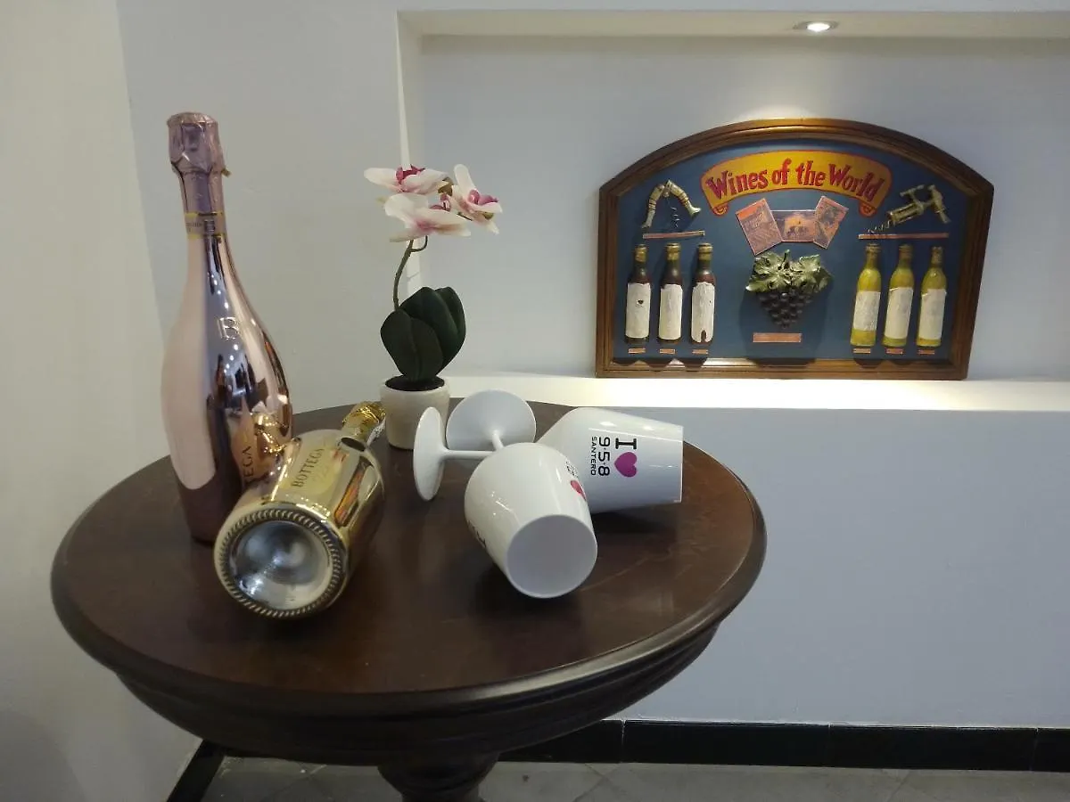 Tiziano'S Home Catania Italy